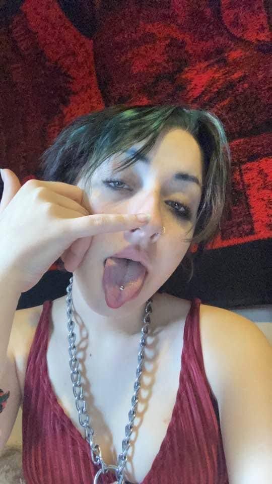 Hi guys💋✦️🖐✦💋. My name is lucy   ,I live alone in my home, an appointment time in a low rate including 💋 💦. 👅Dgoggy Style/👅69 - Image 2